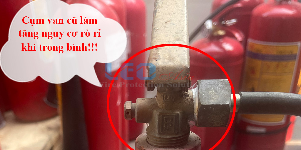 Nạp sạc bình chữa cháy MT8